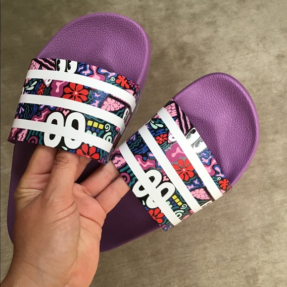 ADIDAS Originals Printed Slide Sandals - Picture 7 of 7